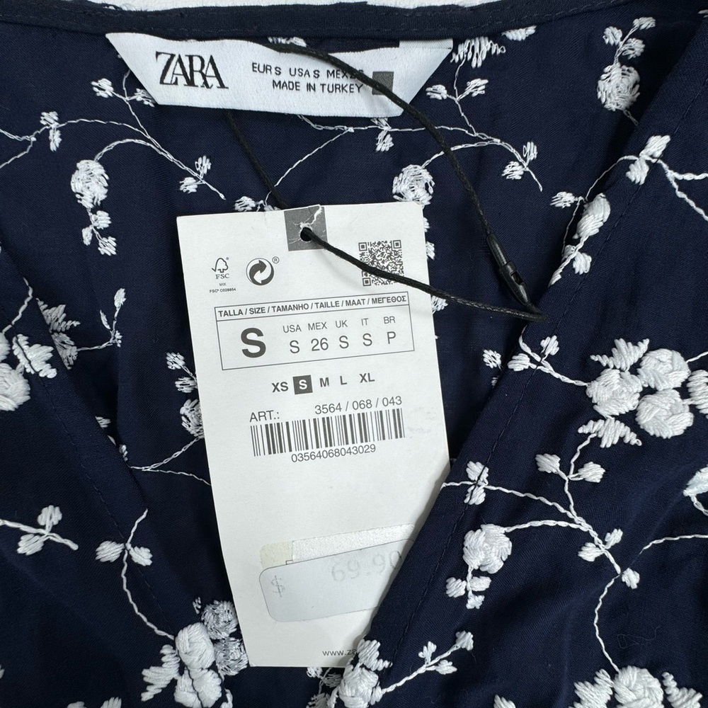 NWT Zara Embroidered Flutter Sleeve Button Down Midi Dresss Size Small - Picture 5 of 12